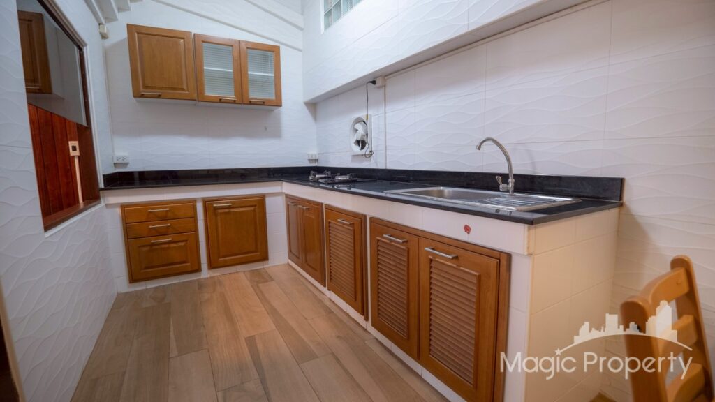 For Rent 5 Bed Townhome in Khlong Tan Nuea, Bangkok | ฿55,000/month | MGP1630 – Photo 11
