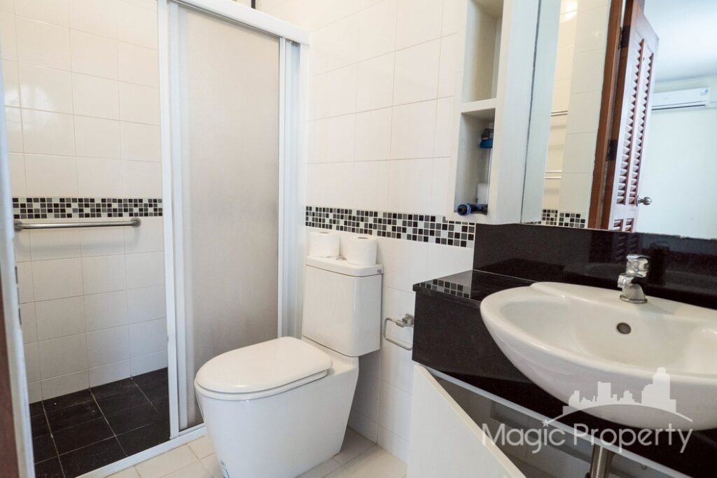 For Rent 5 Bed Townhome in Khlong Tan Nuea, Bangkok | ฿55,000/month | MGP1630 – Photo 18