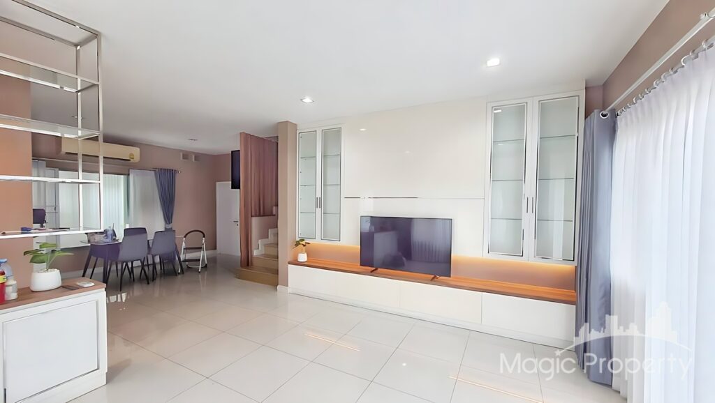 For Rent 4 Bed Single House in Perfect Place Rama 9-KrungthepKreetha, Khlong Song Ton Nun, Bangkok | ฿95,... – Photo 2