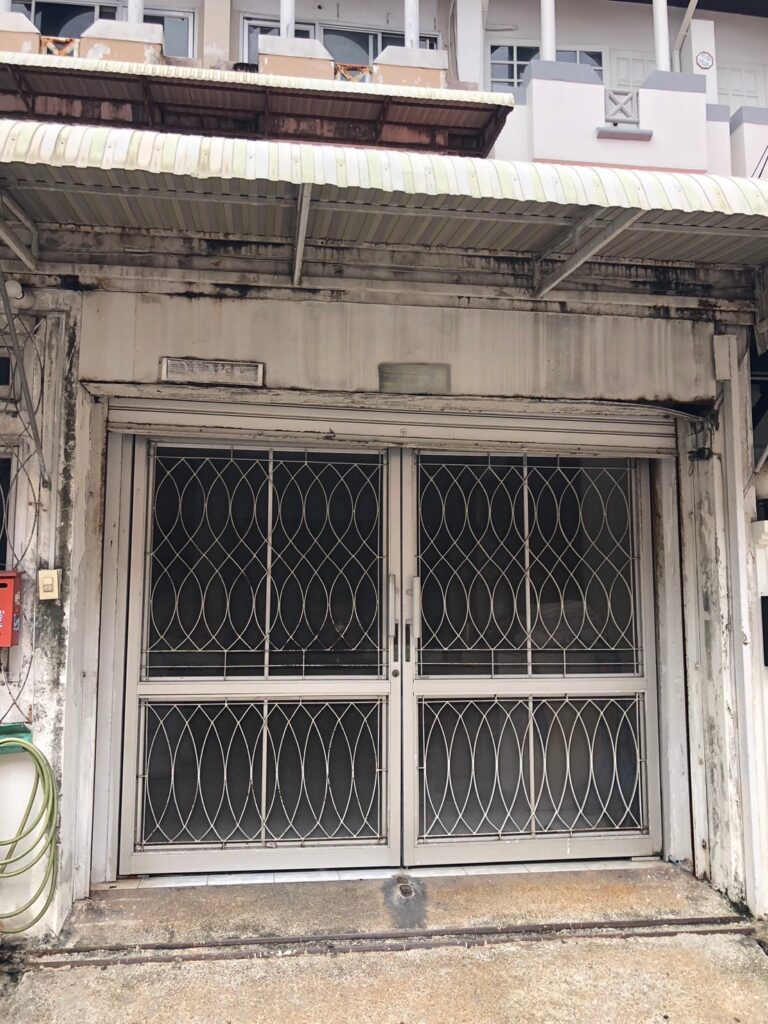 For Sale 4 Bed Townhome in Suan Luang, Bangkok | ฿4,250,000 | MGP1634 – Photo 1