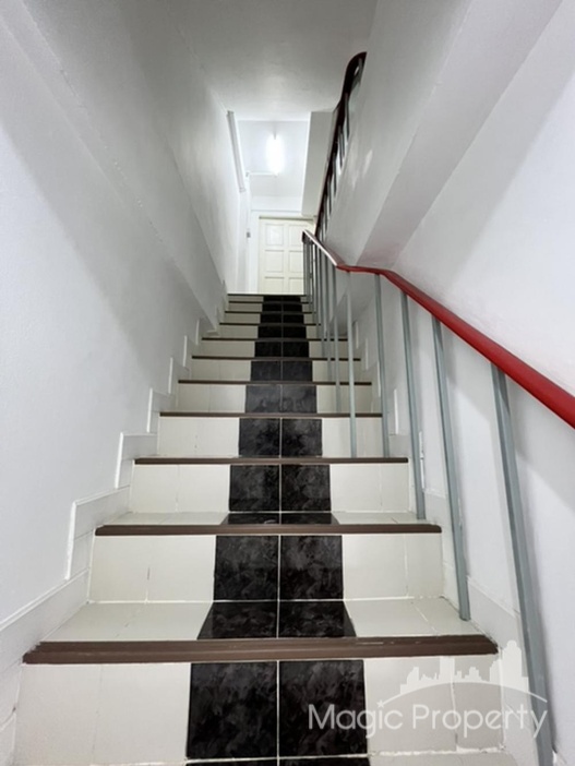 For Rent Commercial/Office in Din Daeng, Bangkok | ฿27,000/month | MGP1734 – Photo 8 For Rent Commercial/Office in Din Daeng, Bangkok | ฿27,000/month | MGP1734 – Photo 8