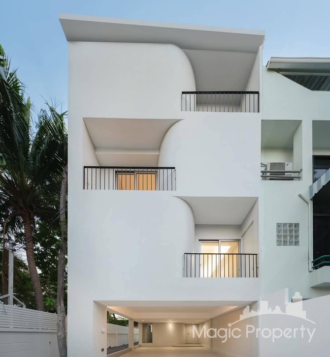 For Sale 2 Bed Commercial/Office in Chan Kasem, Bangkok | ฿29,000,000 | MGP1762 – Photo 3 For Sale 2 Bed Commercial/Office in Chan Kasem, Bangkok | ฿29,000,000 | MGP1762 – Photo 3