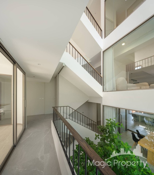 For Sale 2 Bed Commercial/Office in Chan Kasem, Bangkok | ฿29,000,000 | MGP1762 – Photo 6 For Sale 2 Bed Commercial/Office in Chan Kasem, Bangkok | ฿29,000,000 | MGP1762 – Photo 6