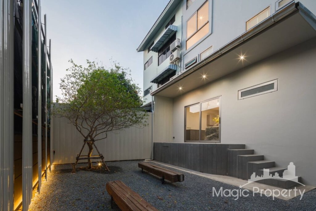 For Sale 2 Bed Commercial/Office in Chan Kasem, Bangkok | ฿29,000,000 | MGP1762 – Photo 11 For Sale 2 Bed Commercial/Office in Chan Kasem, Bangkok | ฿29,000,000 | MGP1762 – Photo 11