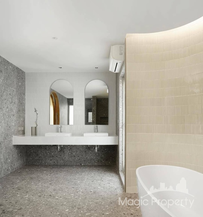 For Sale 2 Bed Commercial/Office in Chan Kasem, Bangkok | ฿29,000,000 | MGP1762 – Photo 27 For Sale 2 Bed Commercial/Office in Chan Kasem, Bangkok | ฿29,000,000 | MGP1762 – Photo 27