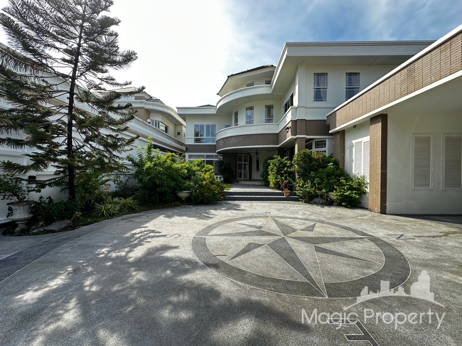 Luxury Single House at Soi Ladprao 35