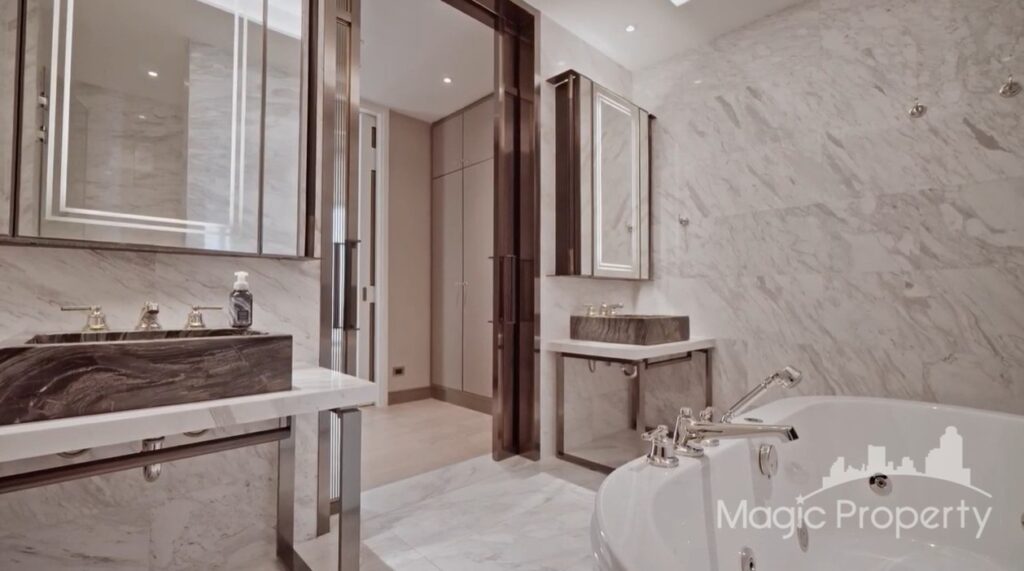 For Sale 6 Bed Condo in The Residences at Mandarin Oriental Bangkok, Khlong Ton Sai, Bangkok | ฿453,750,0... – Photo 39