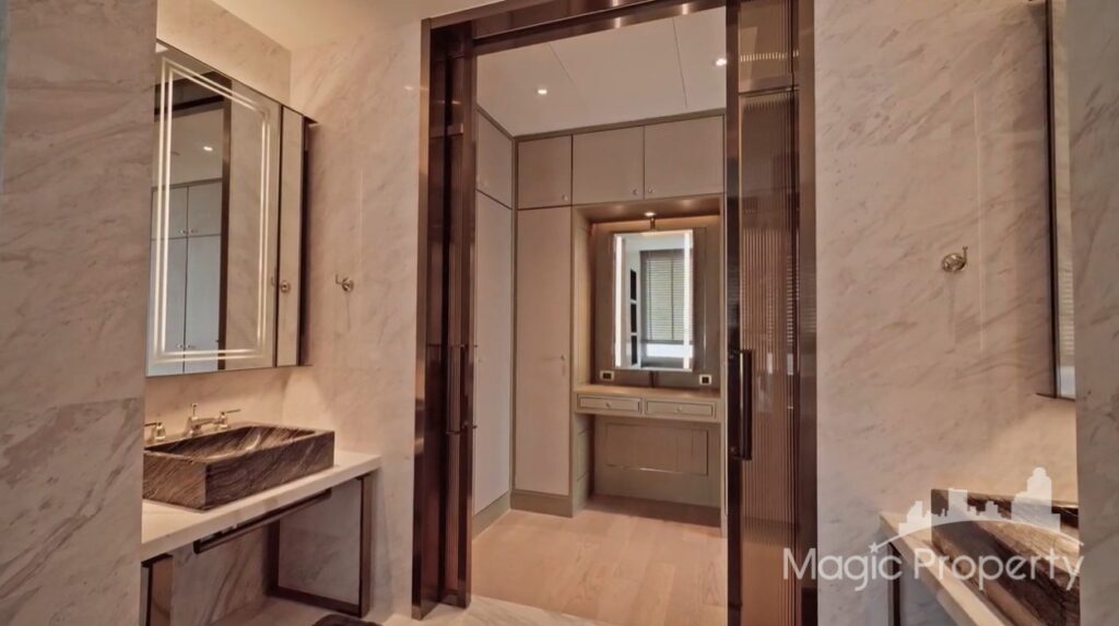 For Sale 6 Bed Condo in The Residences at Mandarin Oriental Bangkok, Khlong Ton Sai, Bangkok | ฿453,750,0... – Photo 42