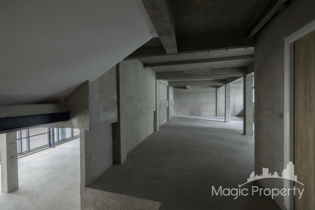 For Rent Commercial/Office in Khlong Tan Nuea, Bangkok | ฿150,000/month | MGP1823 – Photo 2