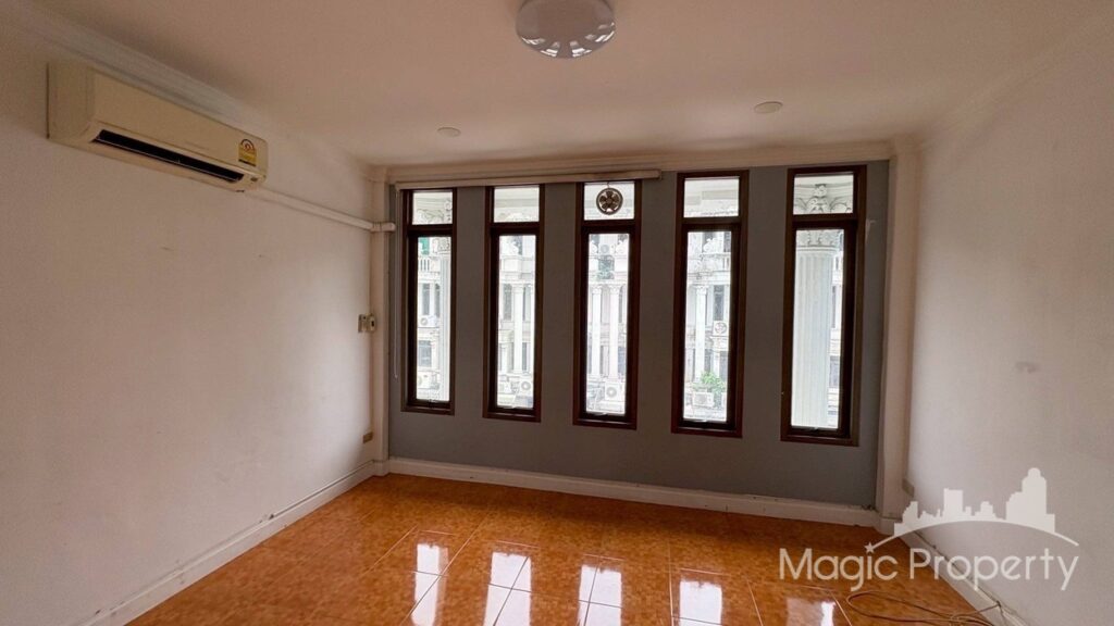 For Sale Commercial/Office in Khlong Tan Nuea, Bangkok | ฿17,000,000 | MGP1828 – Photo 3