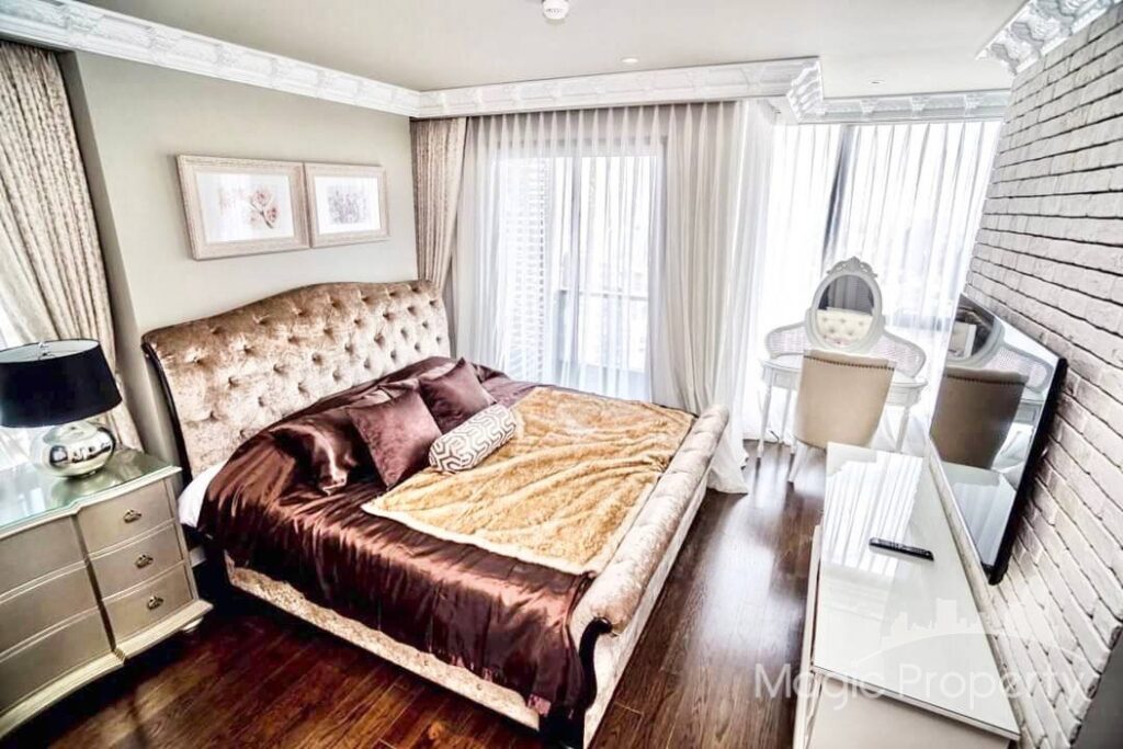 For Rent 3 Bed Condo in The Lumpini 24, Khlong Tan, Bangkok | ฿138,000/month | MGP1858 – Photo 1