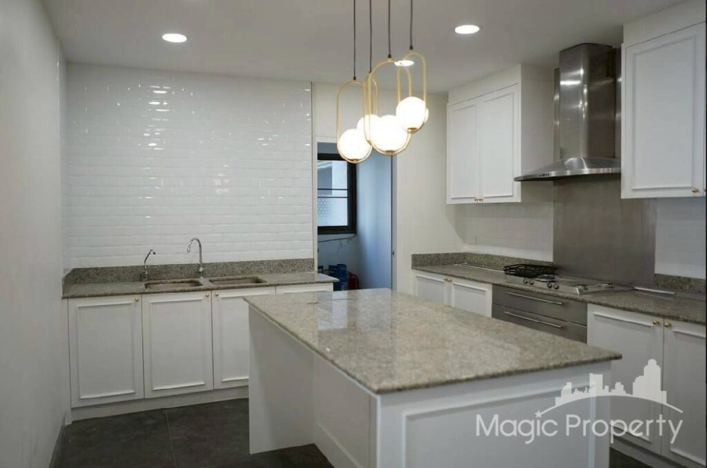 For Rent 4 Bed Condo in Khlong Toei Nuea, Bangkok | ฿150,000/month | MGP1883 – Photo 9