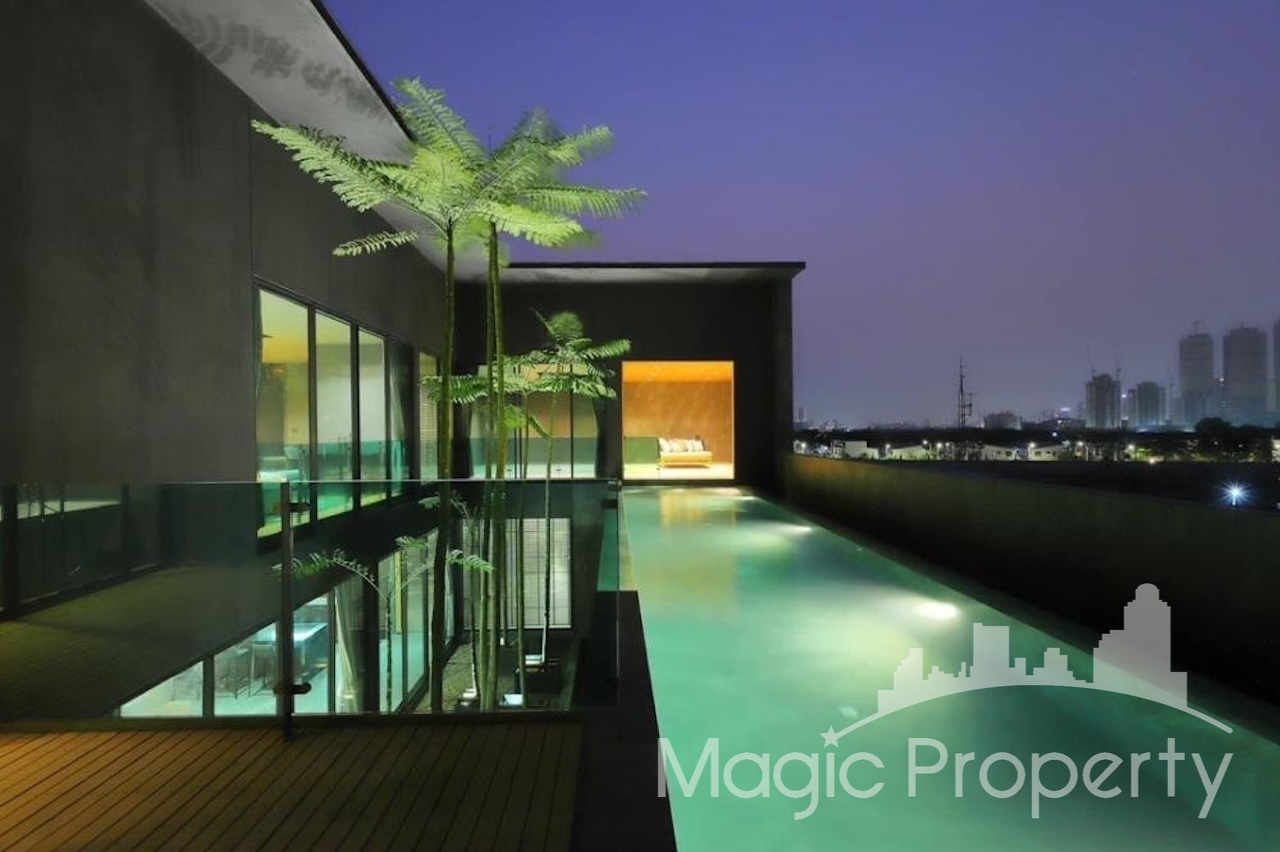 Luxury Single House Near IKEA Bangna For Sale