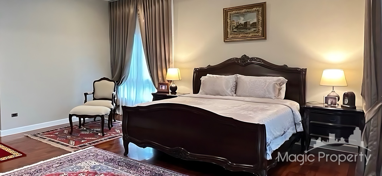 Two Grande Monaco Bangna-Wongwaen