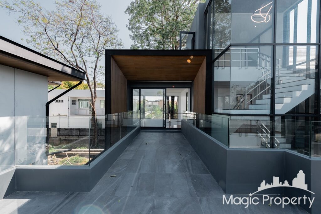 For Rent 3 Bed Single House in Windmill Village Bangna Golf Course, Bang Phli Yai, Samut Prakan | ฿250,00... – Photo 21