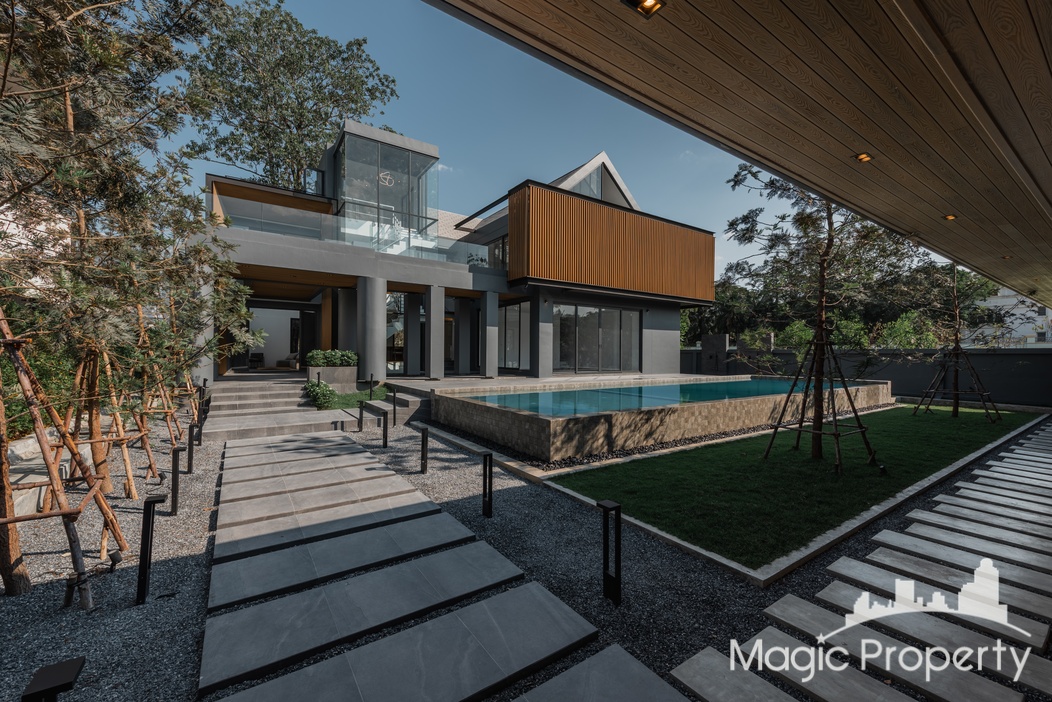 House for Rent in Windmill Village Bangna