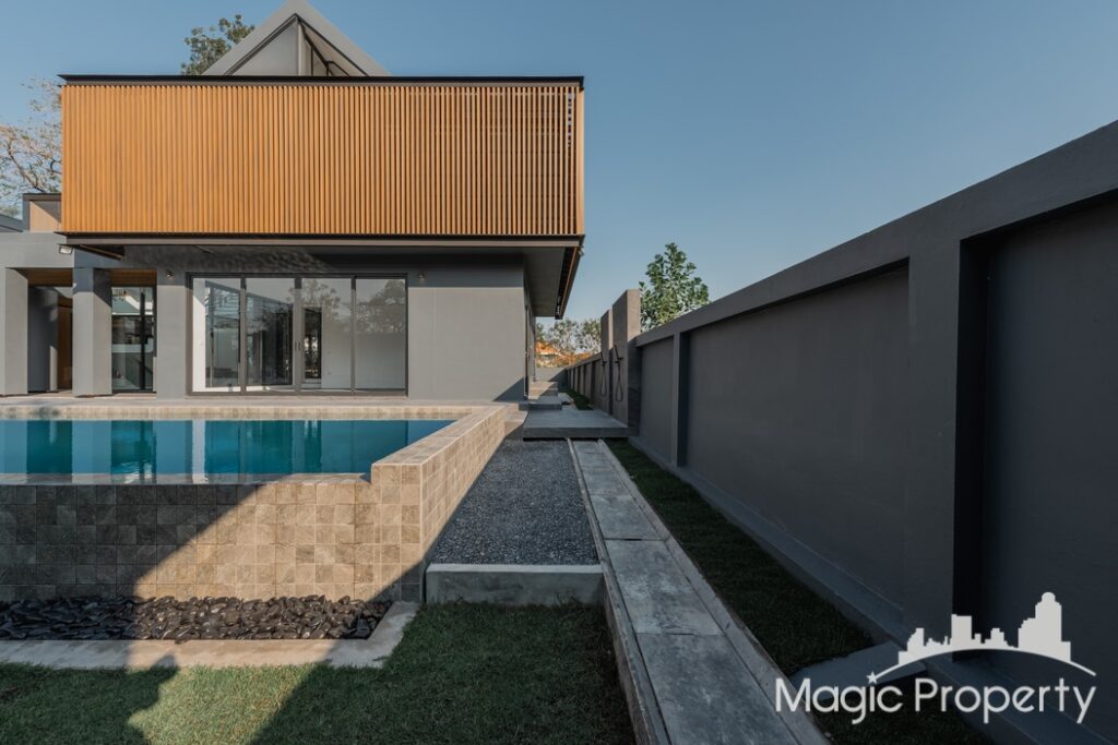 For Rent 3 Bed Single House in Windmill Village Bangna Golf Course, Bang Phli Yai, Samut Prakan | ฿250,00... – Photo 41