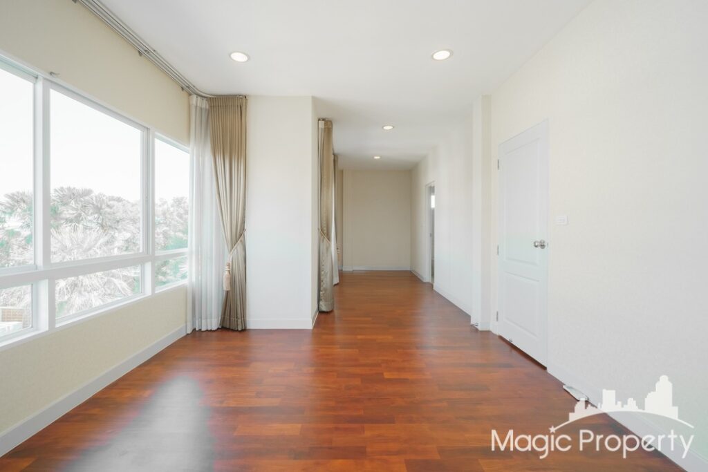 For Sale 5 Bed Single House in Grand Bangkok Boulevard Rama 9 - Srinakarin, Thap Chang, Bangkok | ฿26,500... – Photo 10