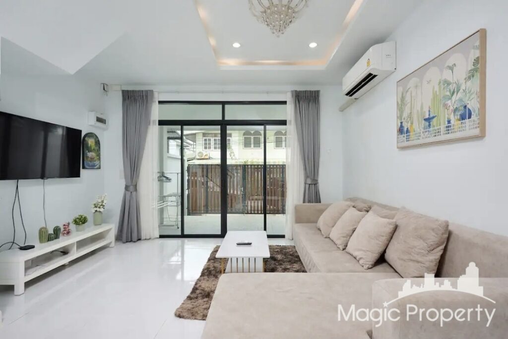For Sale 4 Bed Townhome in Samsen Nok, Bangkok | ฿19,200,000 | MGP2212 – Photo 2