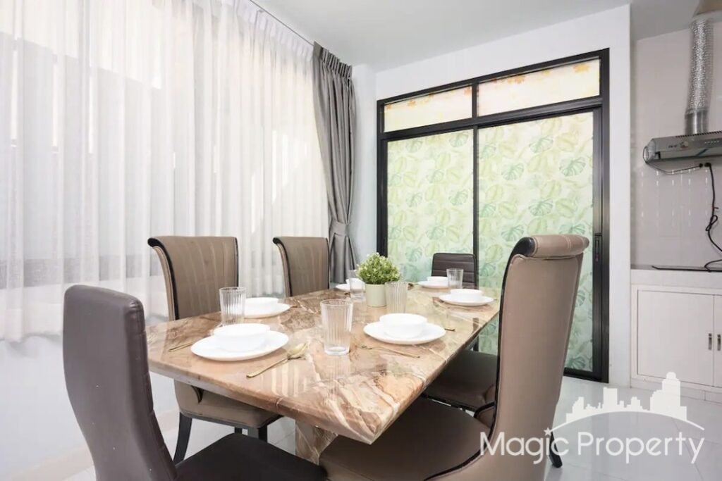For Sale 4 Bed Townhome in Samsen Nok, Bangkok | ฿19,200,000 | MGP2212 – Photo 9