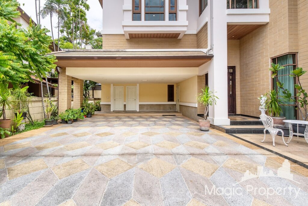 5 Bedrooms Baan Sansiri Sukhumvit 67 Single House For Rent – Photo 9