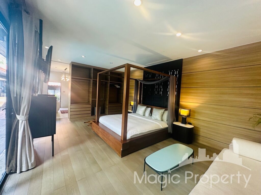 For Rent 5 Bed Single House in Khlong Tan Nuea, Bangkok | ฿550,000/month | MGP146R – Photo 1