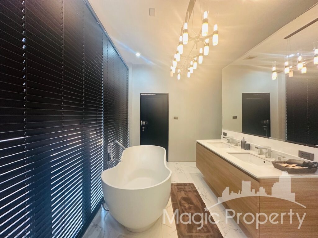For Rent 5 Bed Single House in Khlong Tan Nuea, Bangkok | ฿550,000/month | MGP146R – Photo 4