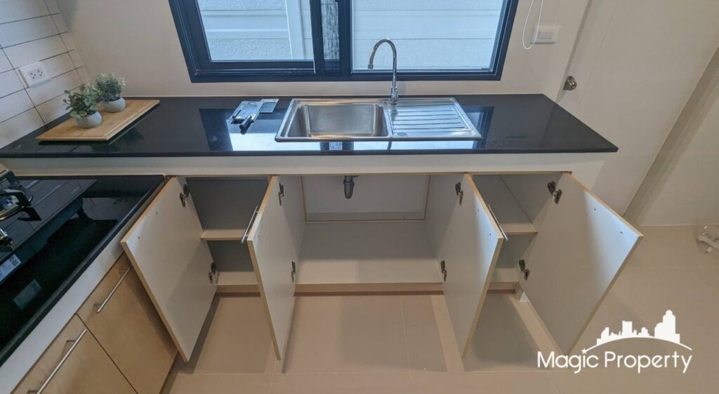 4 Bedroom Single House for Rent at Centro Bangna | ฿150,000/month | 260 sqm | MGP2242 – Photo 12