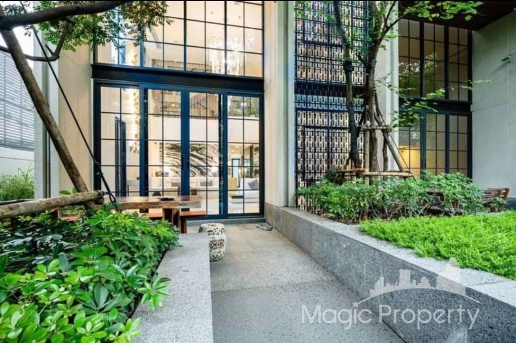 For Sale 4 Bed Townhome in Quarter 31, Khlong Toei Nuea, Bangkok | ฿79,000,000 | MGP721S – Photo 1