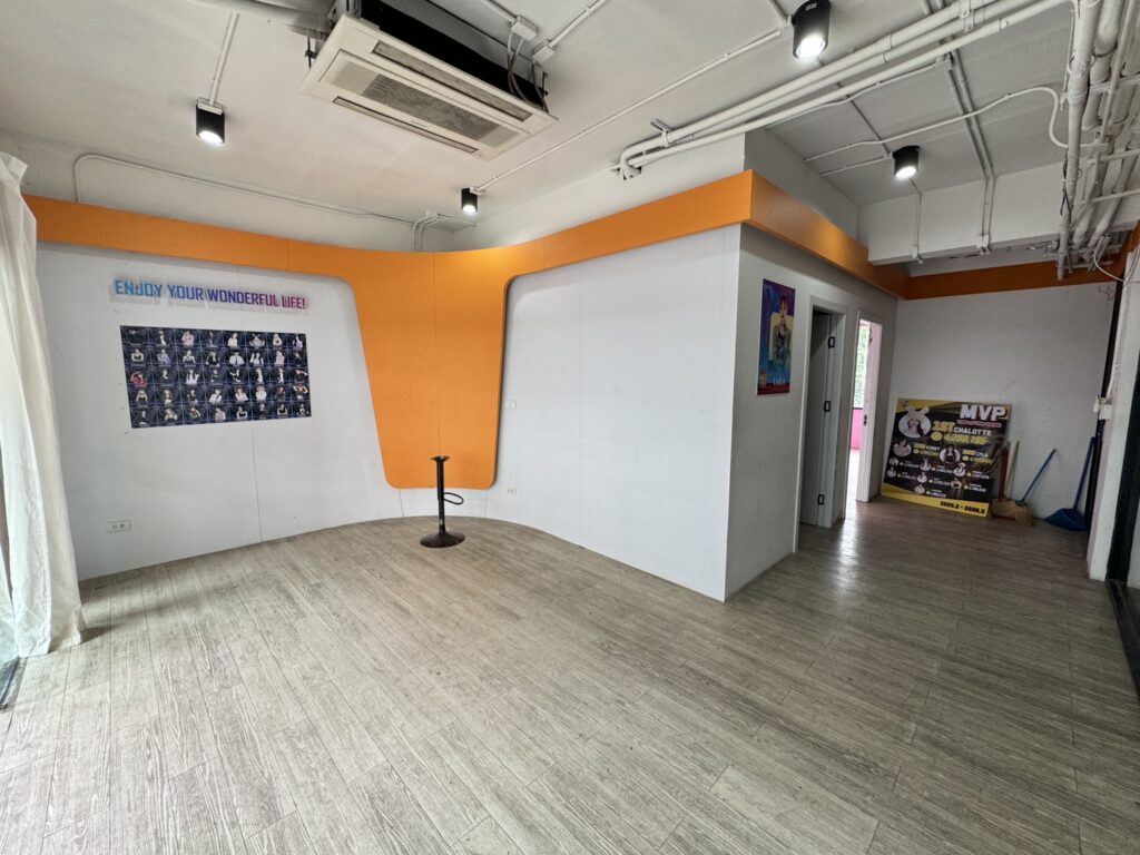 Commercial/Office for Rent at Park Avenue Ekkamai | ฿110,000/month | 450 sqm | MGP142 – Photo 1