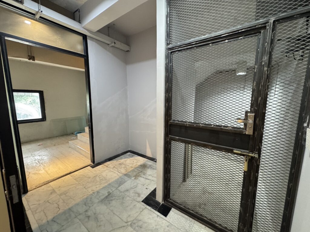 Commercial/Office for Rent at Park Avenue Ekkamai | ฿225,000/month | 366 sqm | MGP596 – Photo 8