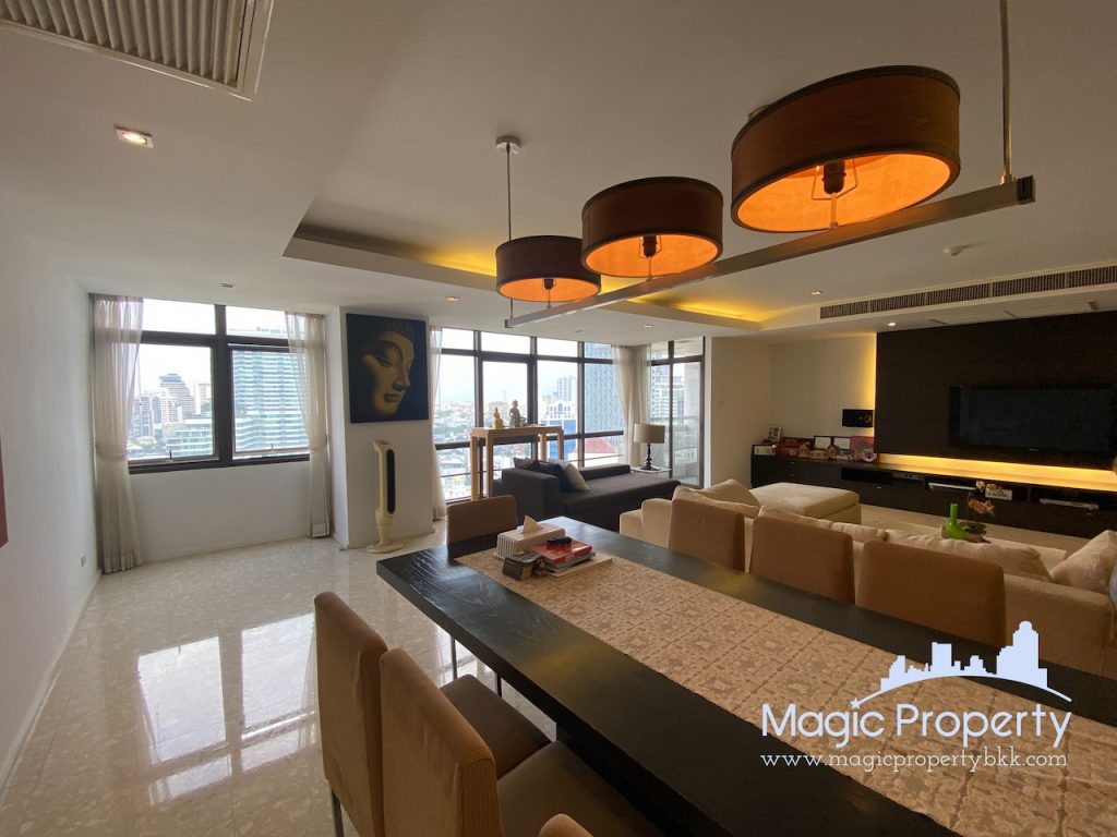 5 Bedrooms Condominium For Sale in The Waterford Park Sukhumvit 53. Located at Soi Pai Di Ma Din Klang, Khwaeng Khlong Tan Nuea, Khet Watthana..