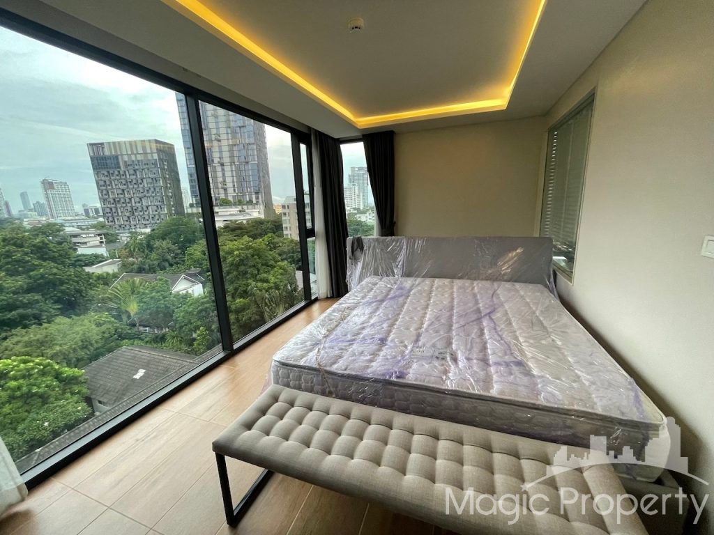 Brand New 2 Bedroom Condominium For Sale in URBITIA Thong Lo. Located Sukhumvit 36, Phra Khanong, Khlong Toei, Bangkok. Near BTS Thong Lo.
